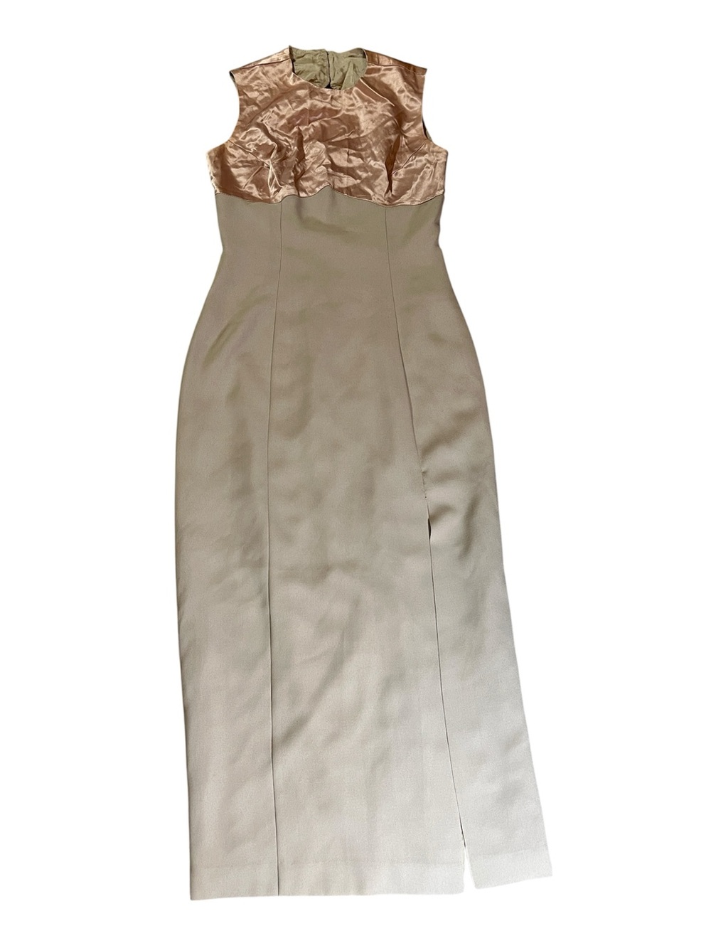 BEECHERS BROOK
Sleeveless Two-Tone Sheath Dress in Blush and Beige
SIZE 6
